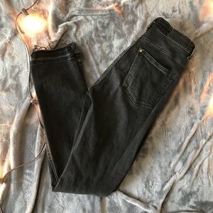 High waisted, ripped skinny jeans. Gently worn.